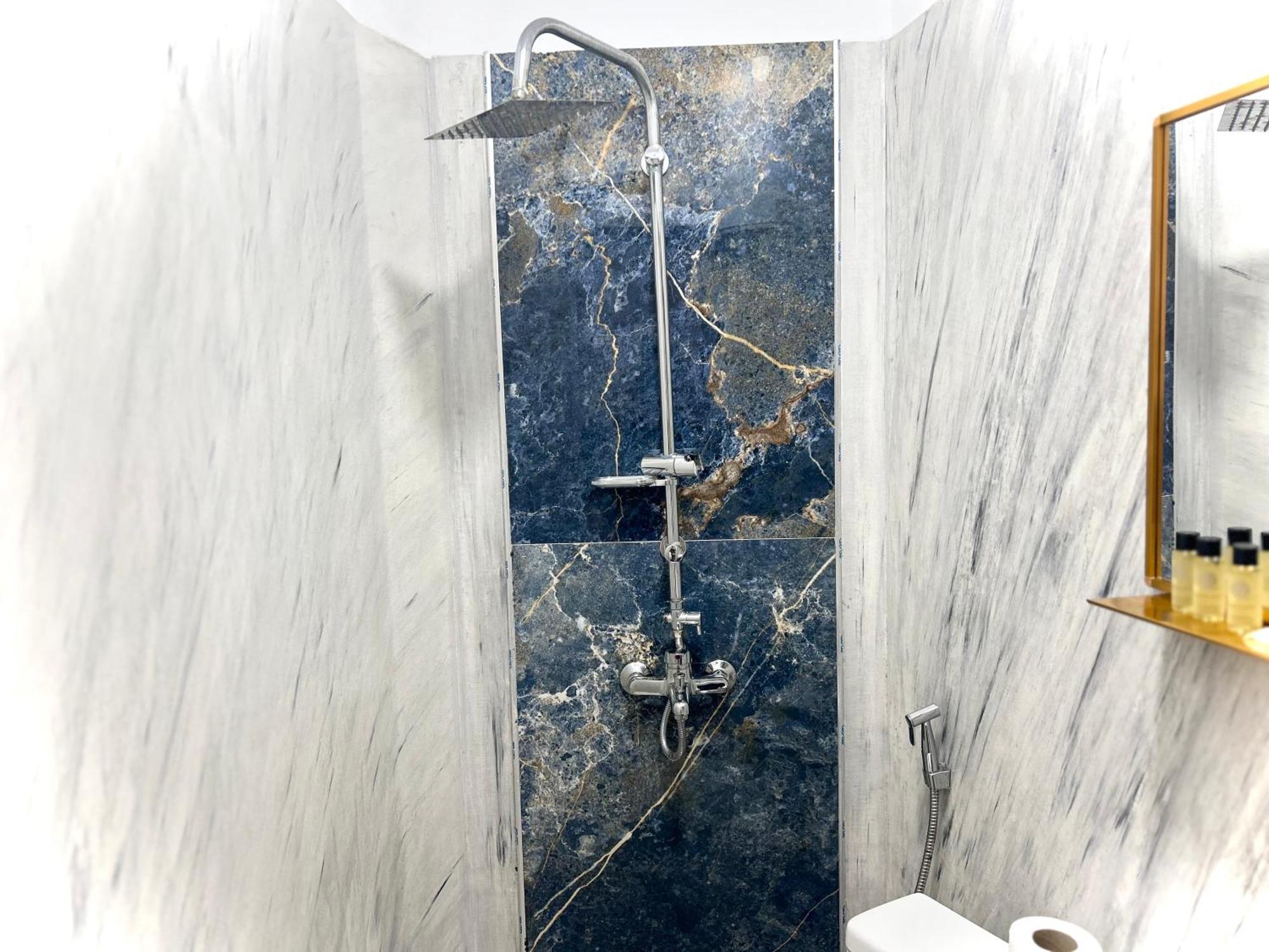 Tirana Square Hotel المظهر الخارجي الصورة